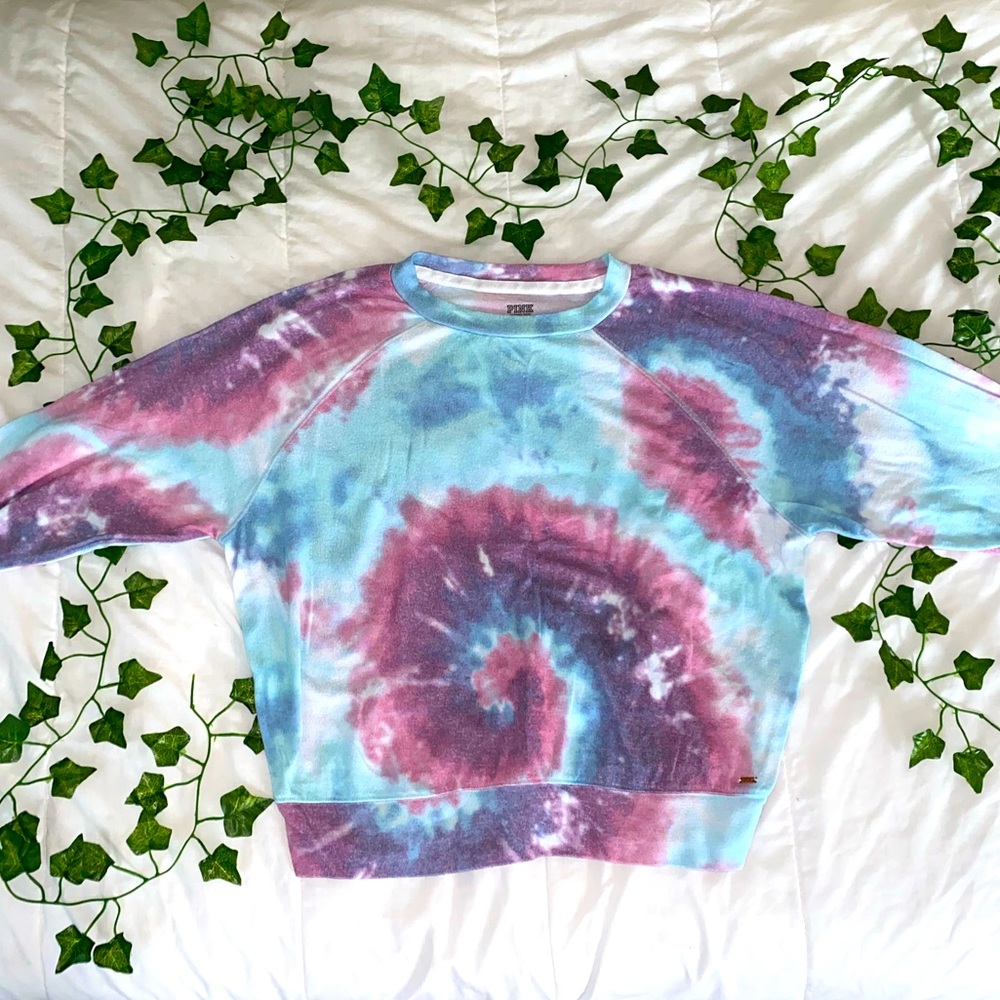 PINK tye dye crew neck sweatshirts